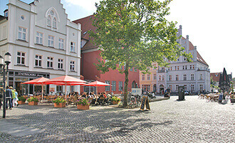 Hotel zur Brücke - Vorschaubild Greifswald Fischmarkt
