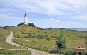 Leuchtturm am Dornbusch/ Insel Hiddensee, © Martin Simon/pixelio.de Leuchtturm am Dornbusch/ Insel Hiddensee, © Martin Simon/pixelio.de